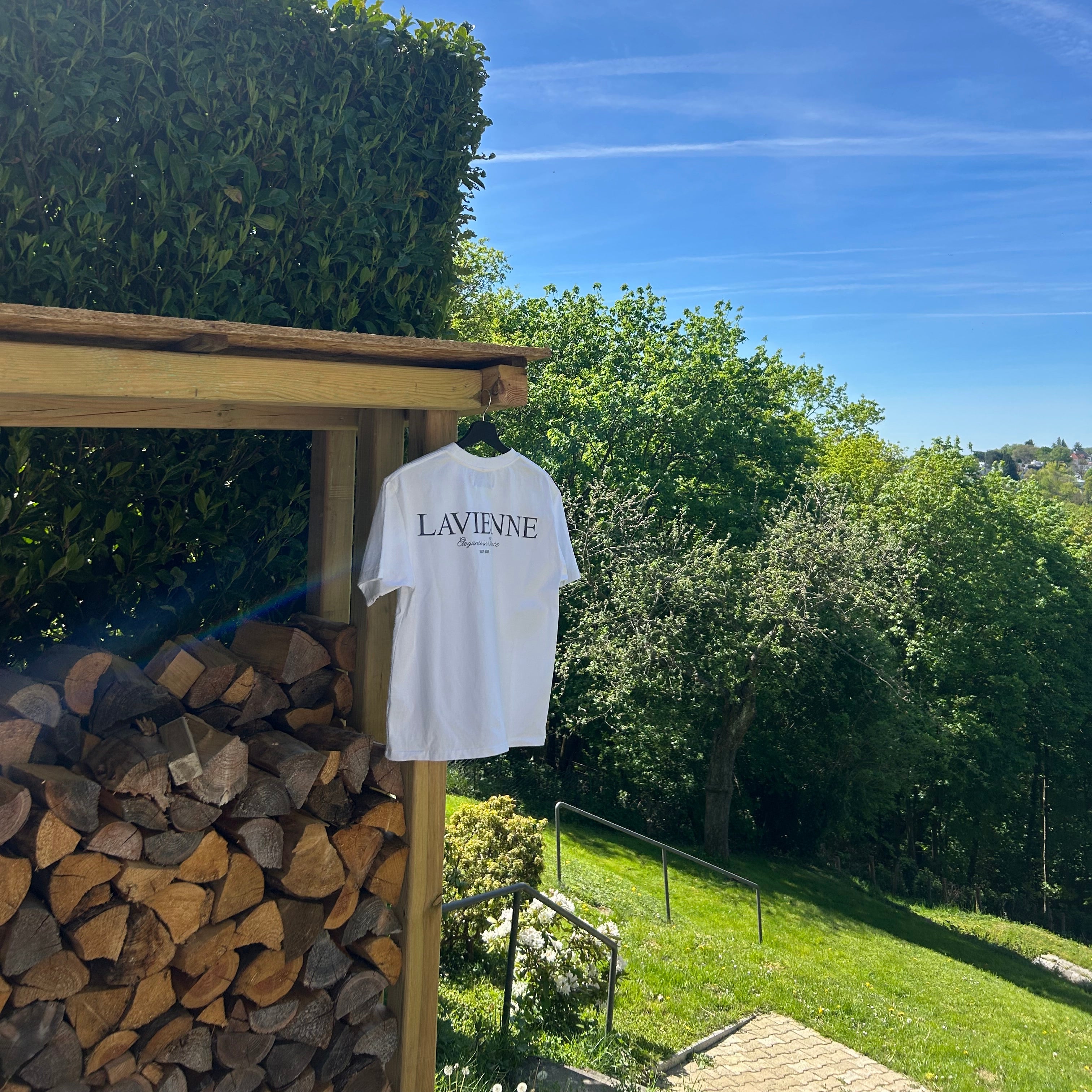 Lavienne Club T-Shirt